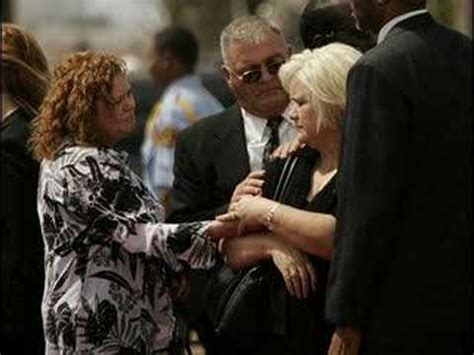 anna nicole smith death pictures|Day of Anna Nicoles Funeral